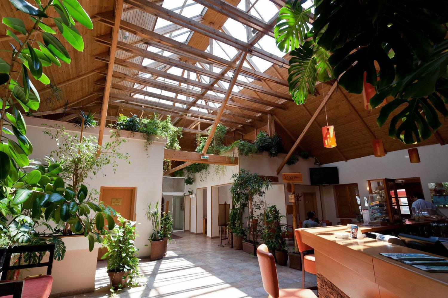 Gastland M0 Hotel & Conference Center Szigetszentmiklós 外观 照片