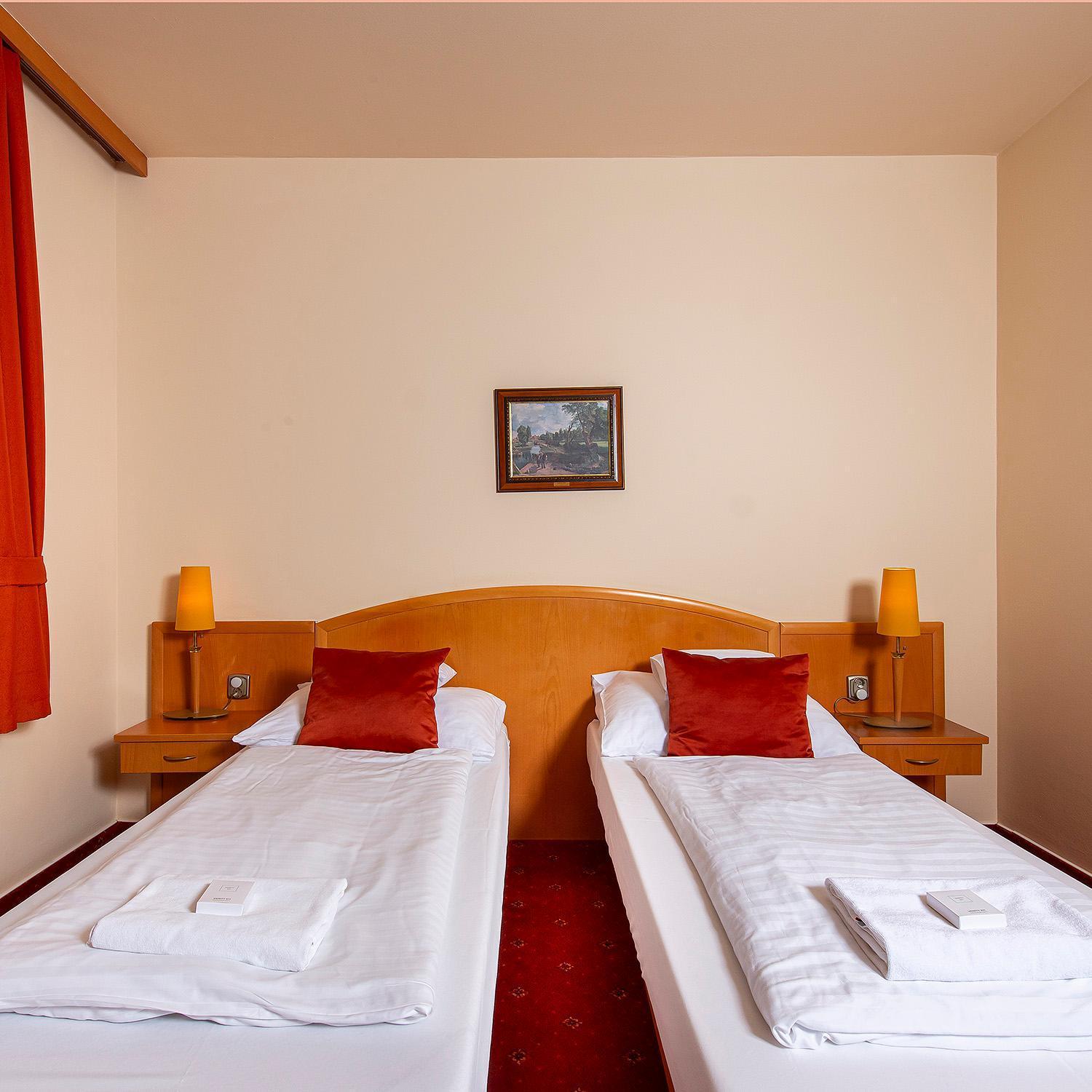 Gastland M0 Hotel & Conference Center Szigetszentmiklós 外观 照片